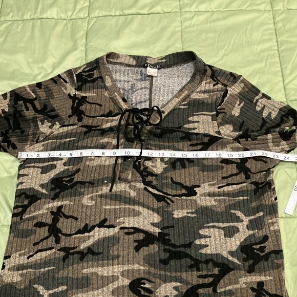 Venus 2X ribbed camo and lace with suede lace up tie - Picture 5 of 7